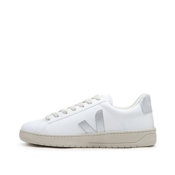 Veja WMNS URCA CWL (White / Silver)